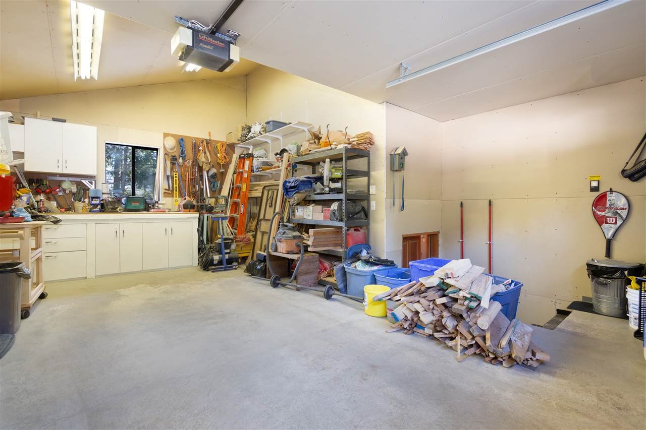 8180 Alpine Wy