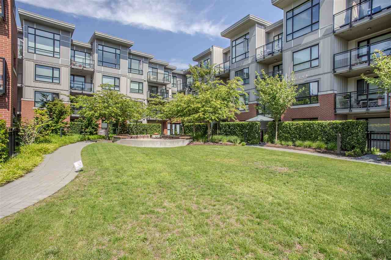 117-7058 14th Ave