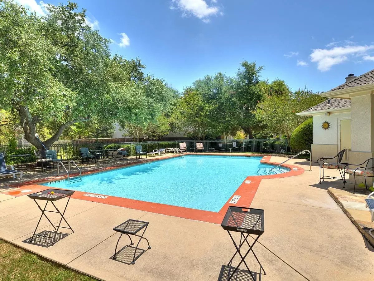 4007 Gaines Ct