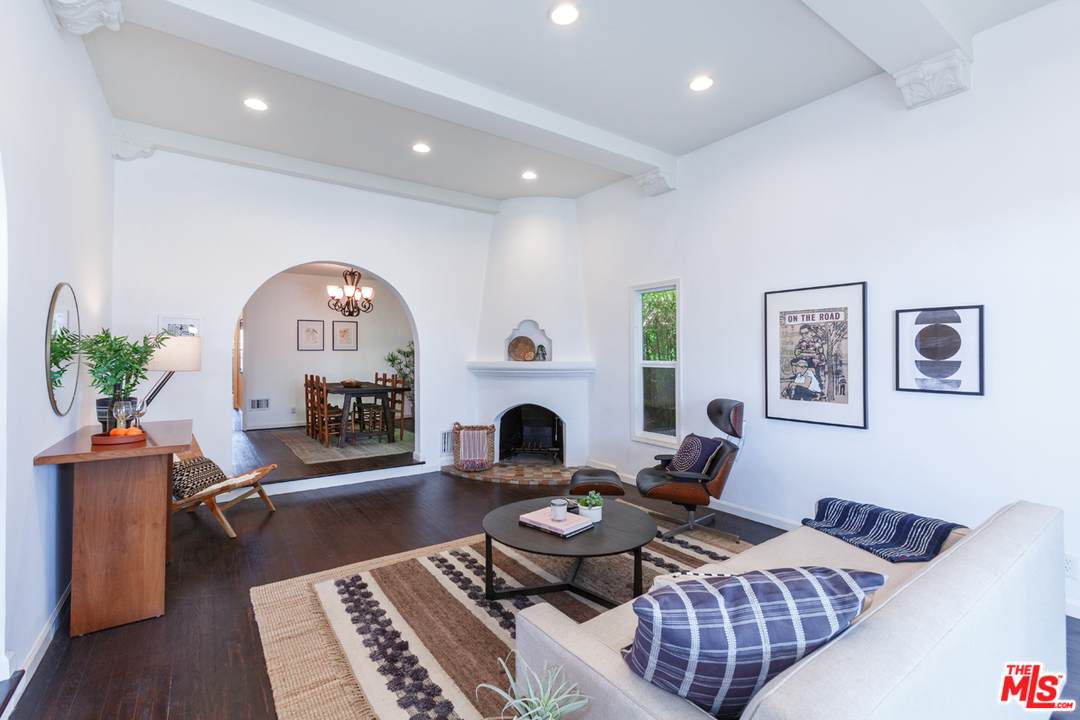 1763 S Ogden Dr
