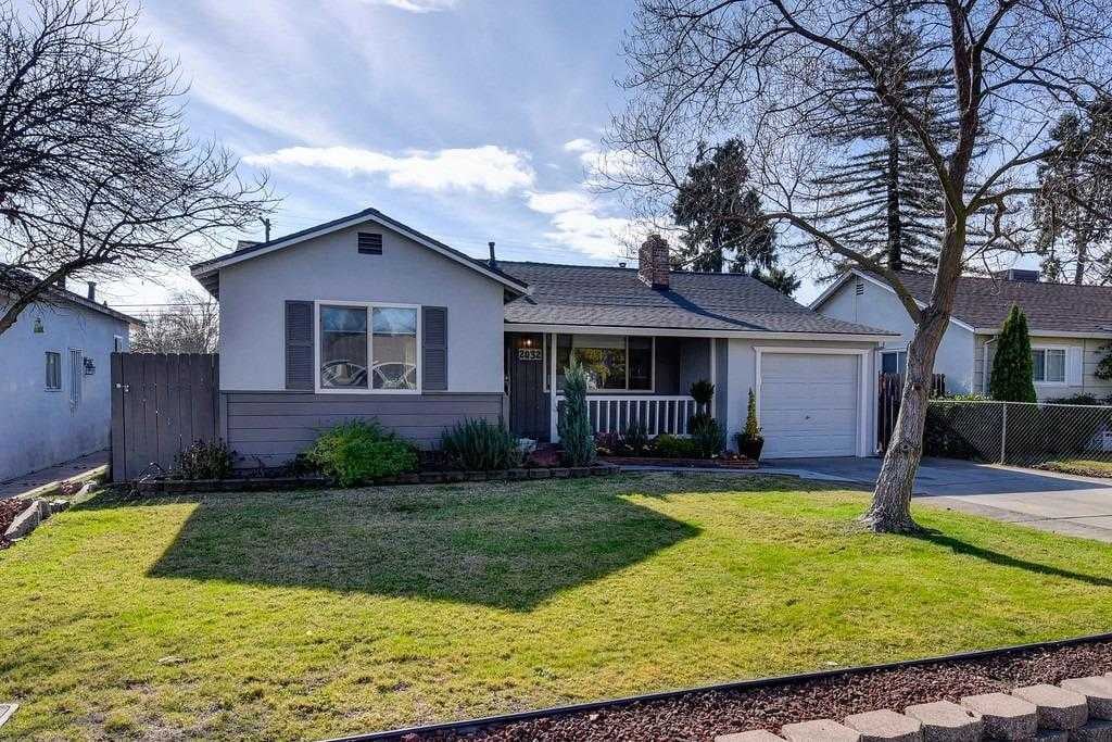 2032 Joan Way