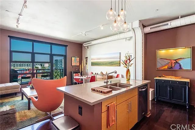 133 The Promenade N Unit 431