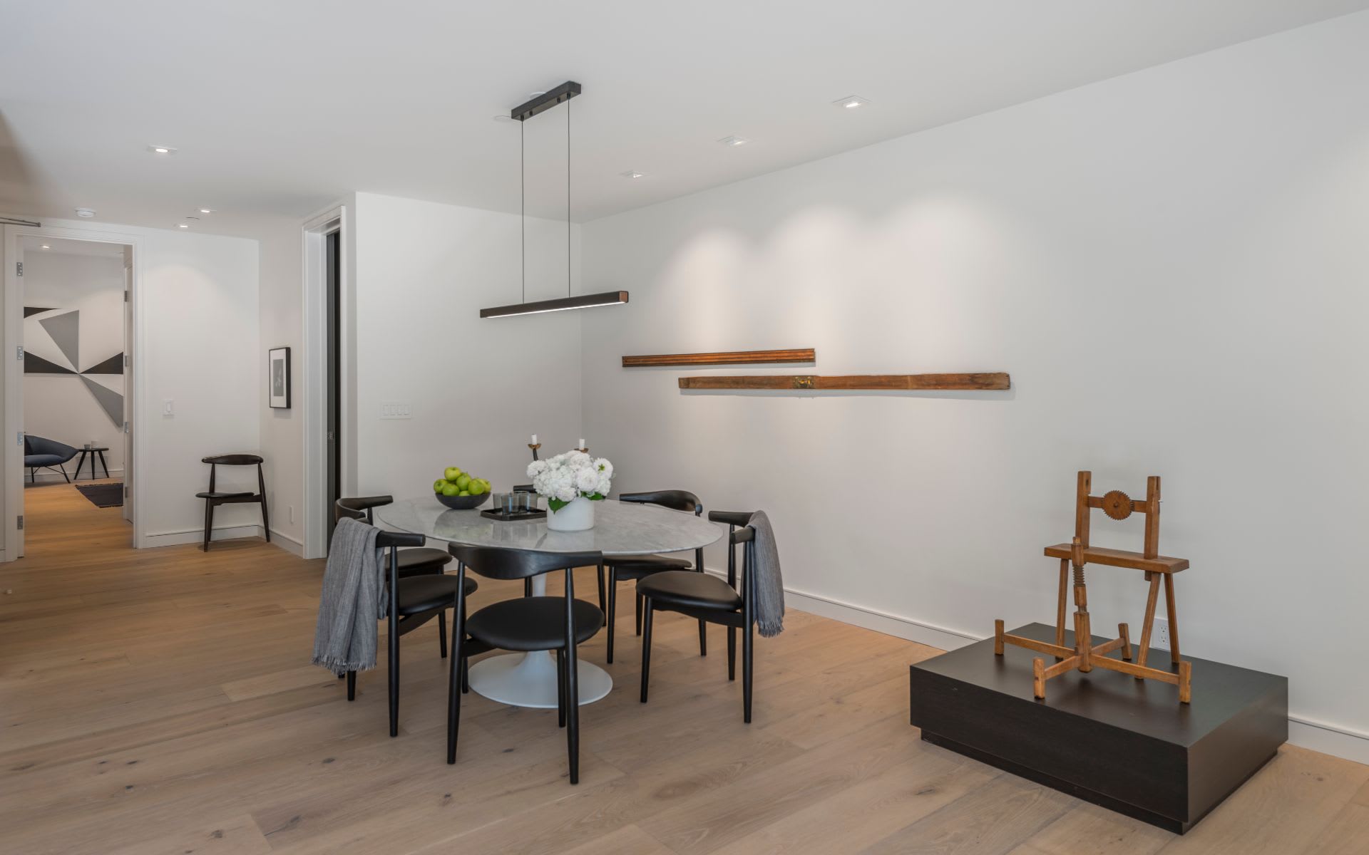 19 Rosemont Pl