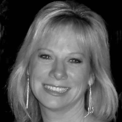 Suzanne Paine Los Angeles Real Estate Agent Headshot