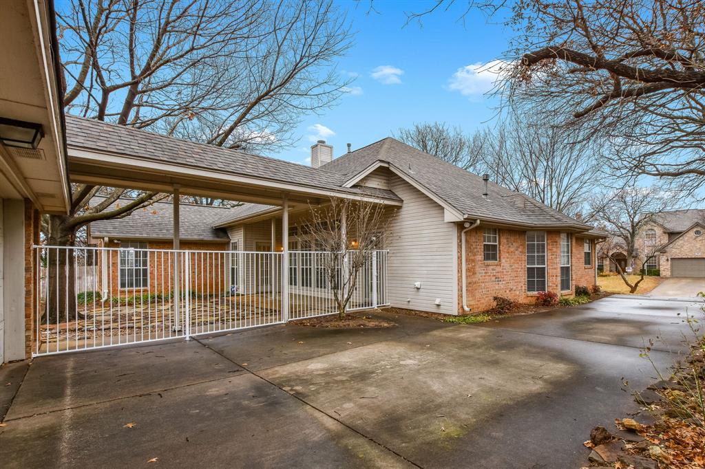 1417 Deer Trail