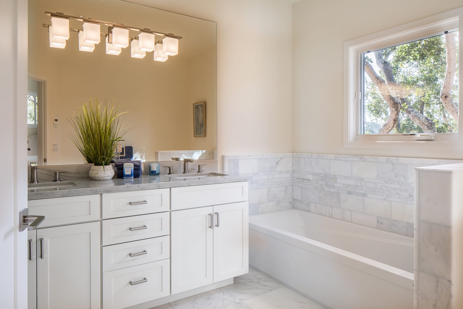Carmel Living - Forest & 8th NE Corner