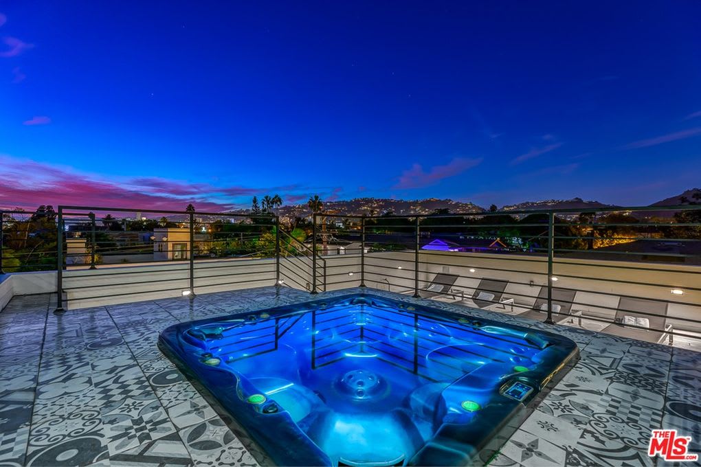 Pristine Retreat
