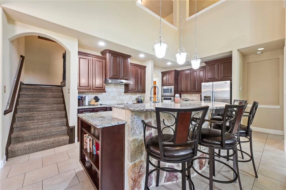 12224 Lostwood Cir