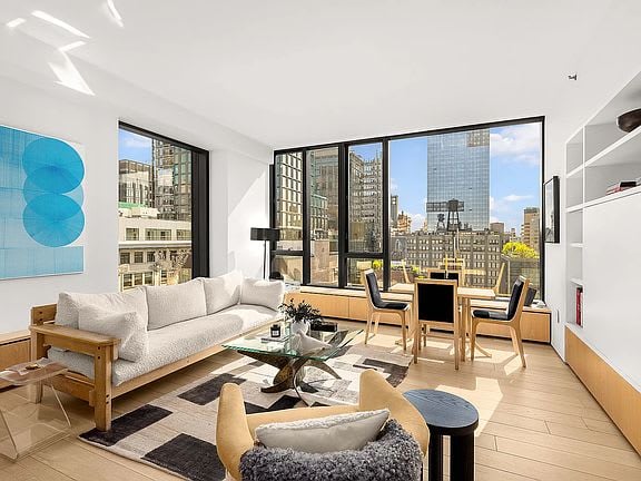 505 Greenwich St Unit: 14E