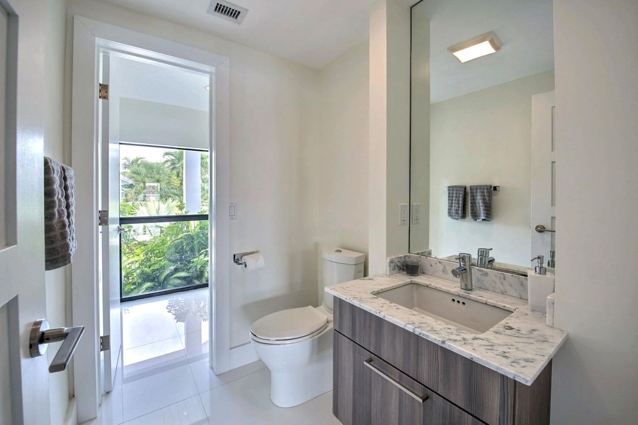 Miami’s Upper East Side Bayfront Residence