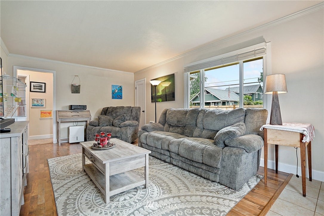 1001 Alice Ave
