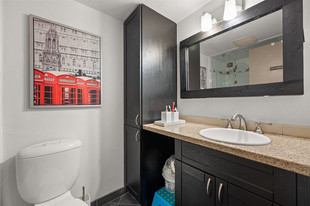 PH6-1827 W 3rd Avenue, Vancouver