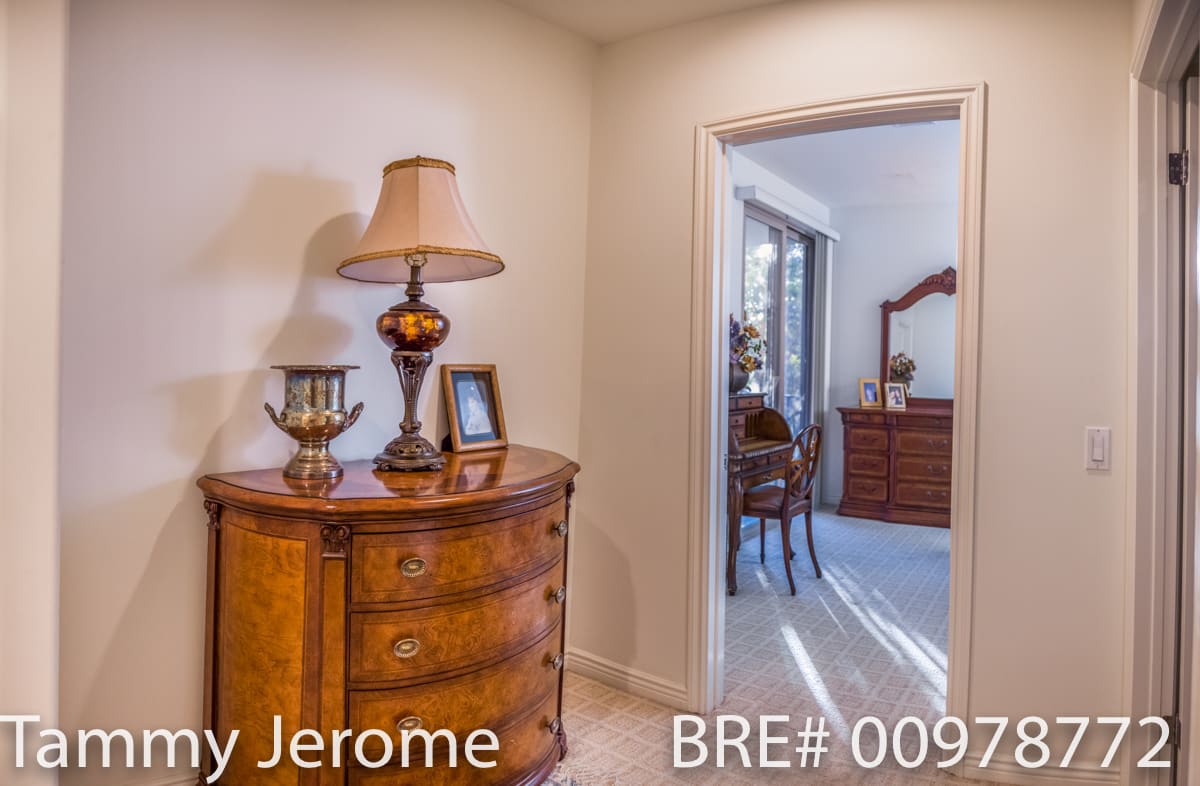 11444 Moorpark St 104 & 103 Studio City, CA