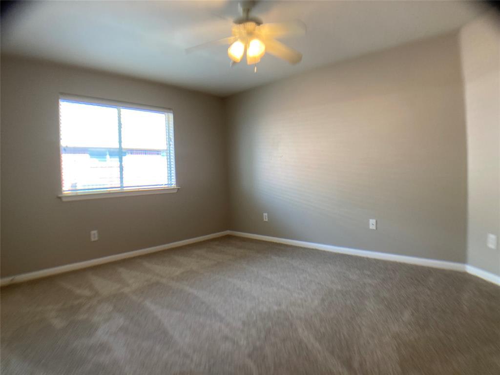 14315 Fenton Ln