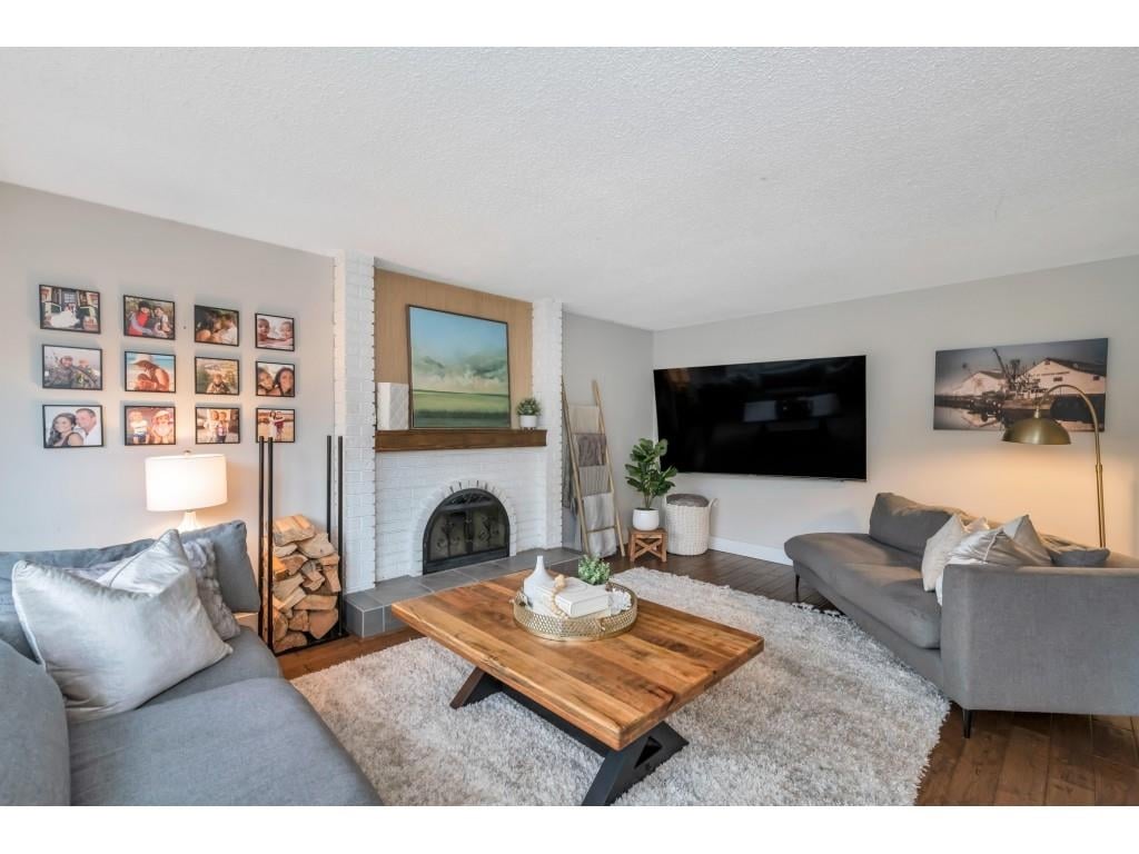 19548 120b Ave