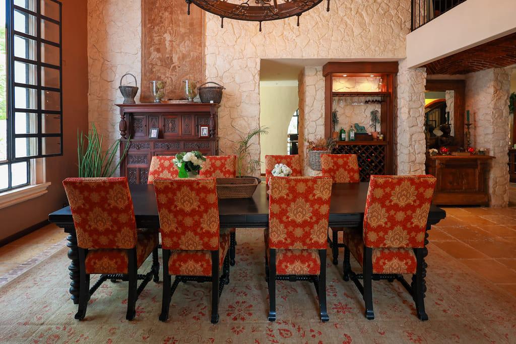 Amazing House/Mansion for sale, own this masterpiece in Puerto Aventuras! Dining Room