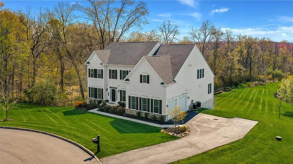 3557 Kildare Ct