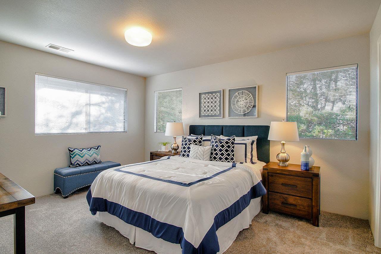 22 Deer Forest Dr