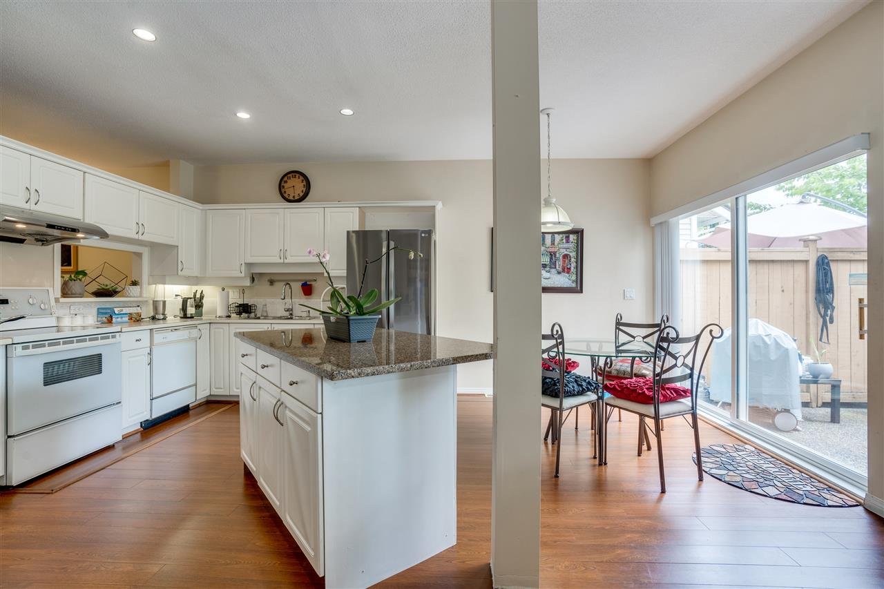 6-14788 105a Ave