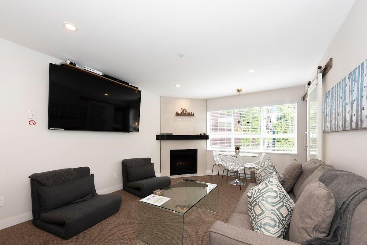249-4340 Lorimer Rd