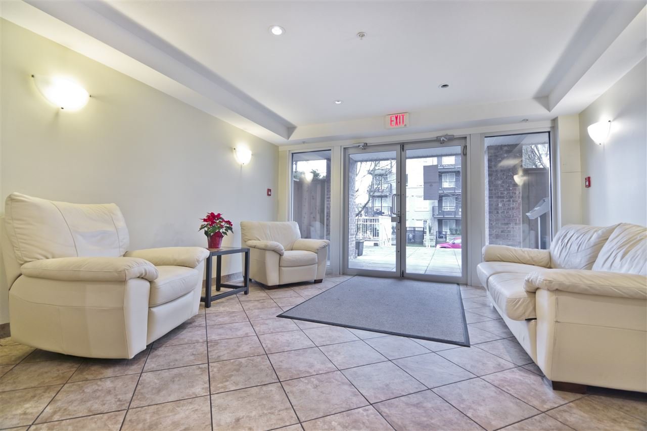PH11-2373 Atkins Ave