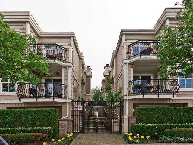 321-678 W 7th Ave
