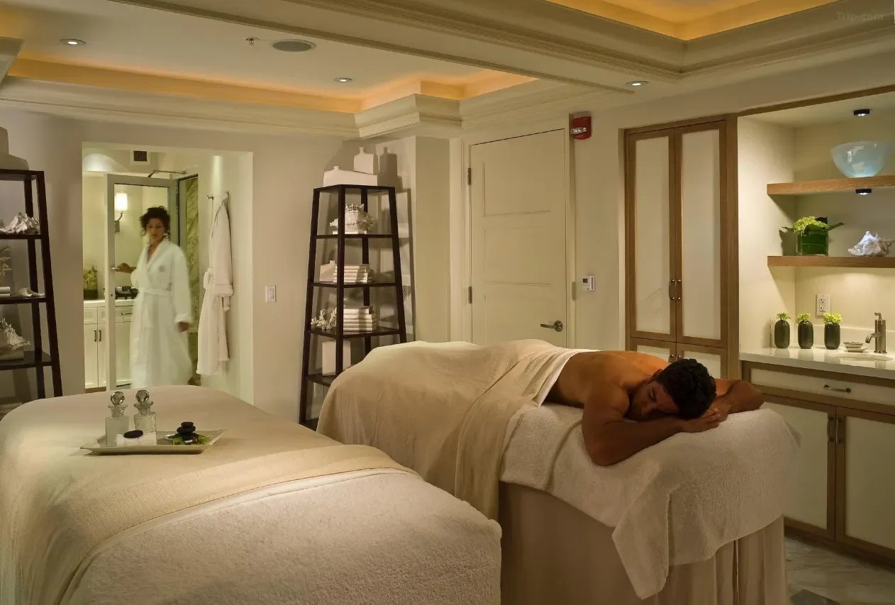 The Quintessential Luxury of Palm Beach County: A Journey Through Five Opulent Spas and Resorts