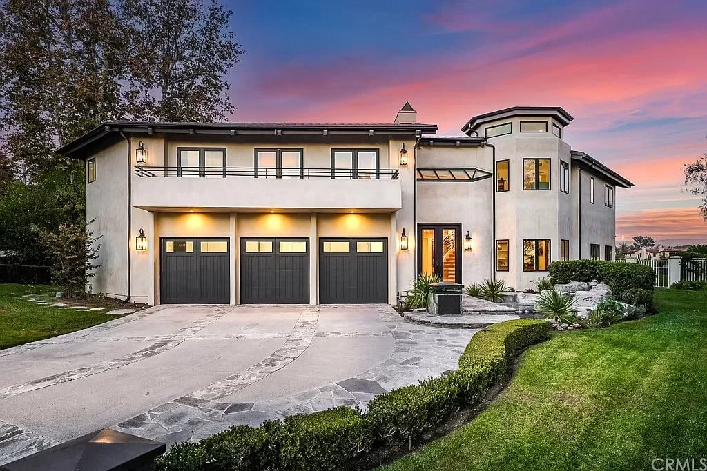 30792 Hunt Club Dr