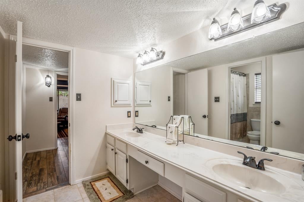 7107 FAWN RIVER CIRCLE