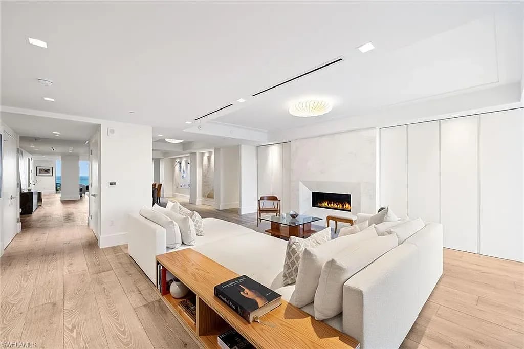 6897 Grenadier Blvd., #1002