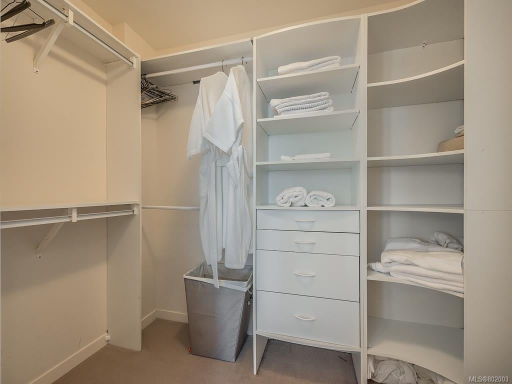 106-68 Songhees Rd, Victoria