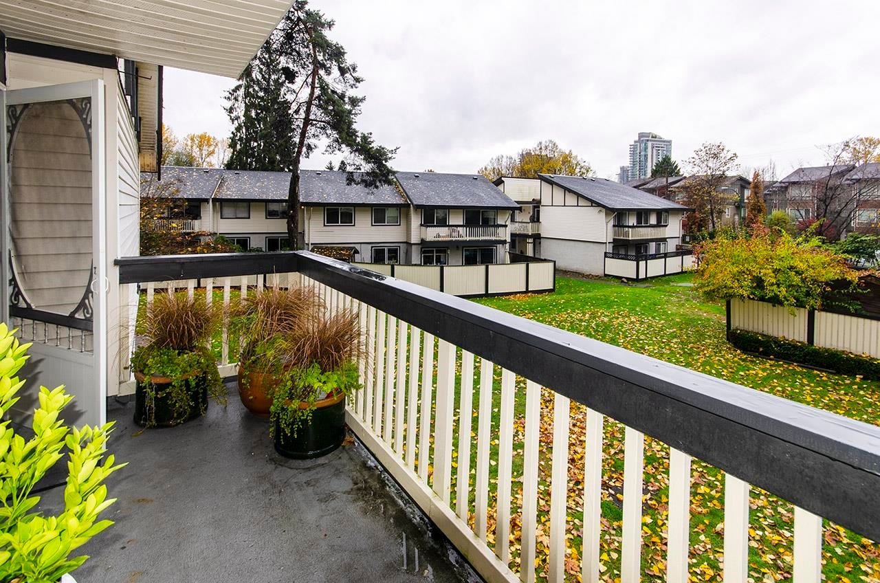 61-928 Premier St