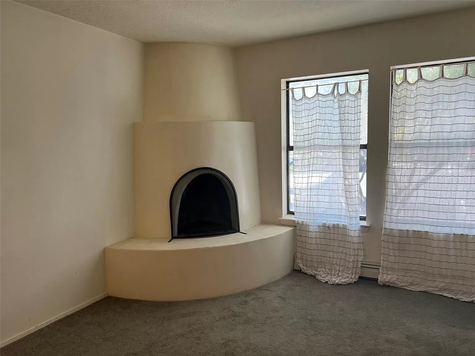 1554 Avenida De Las Americas