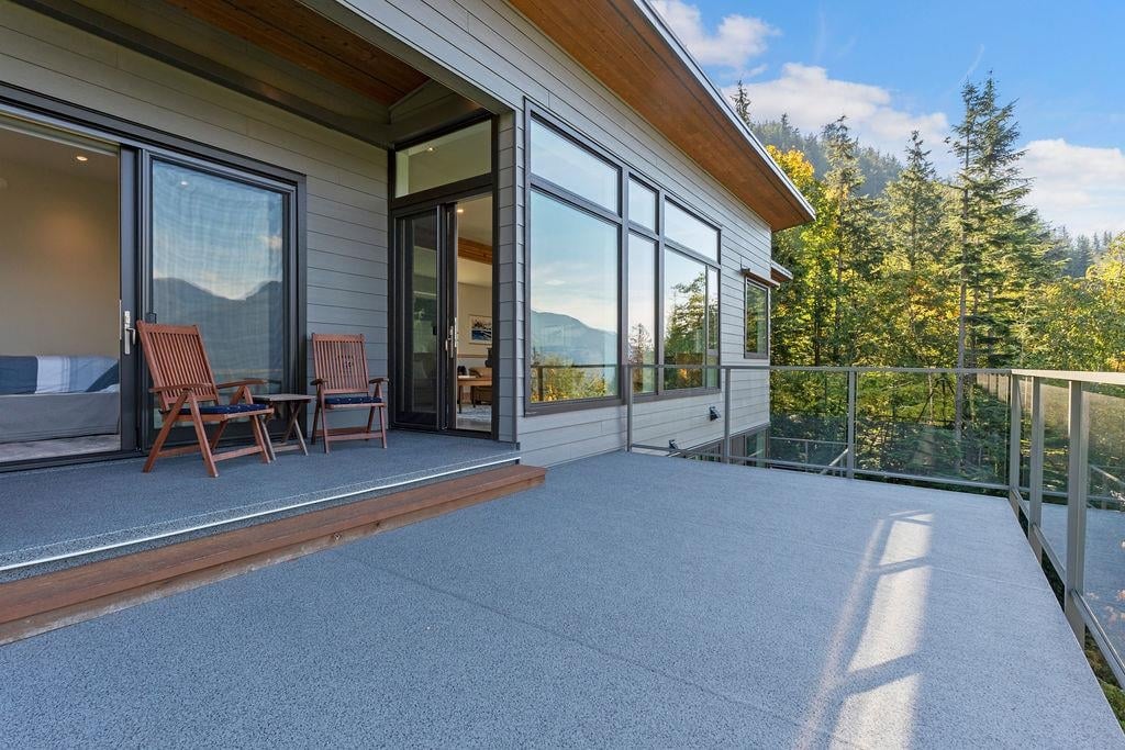 1135 Copper Dr