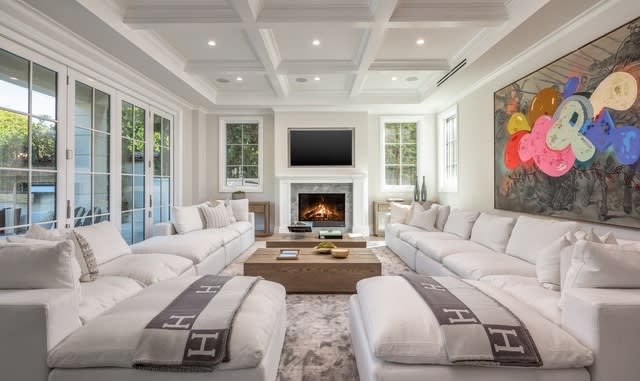 Elegant French-Traditional