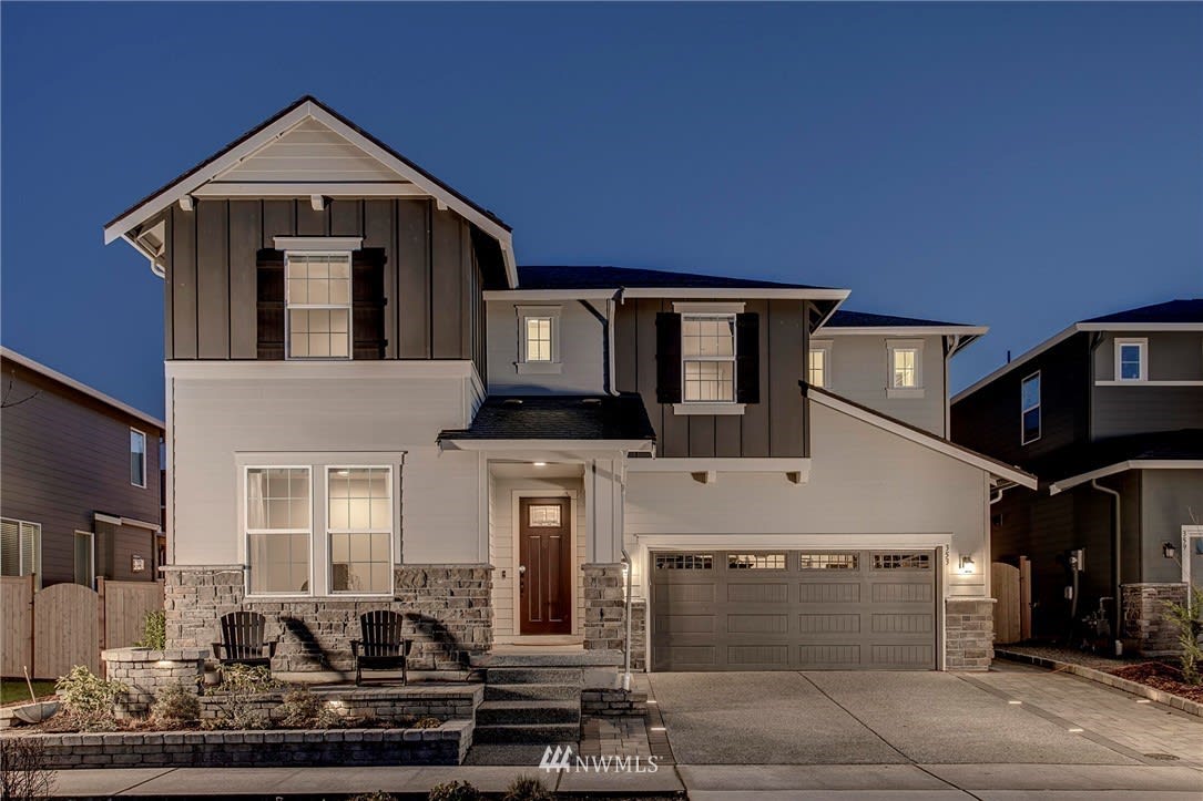 353 Vaughan Blvd NE