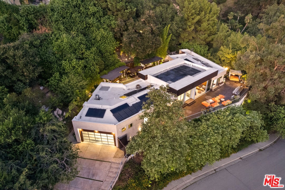 View Opulent