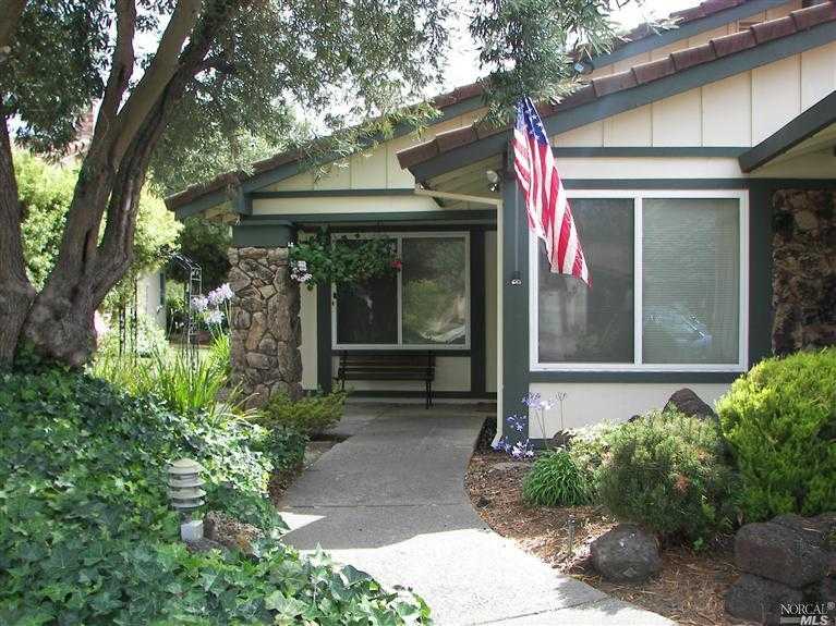 103 Lora Ct