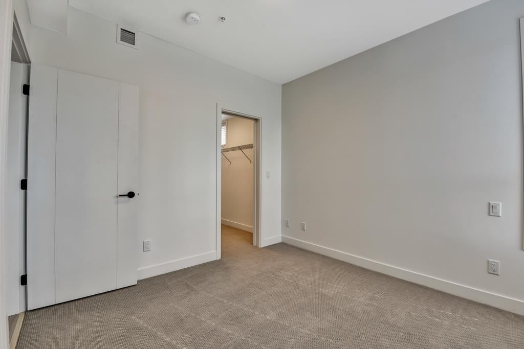 7-32828 Landeau Pl