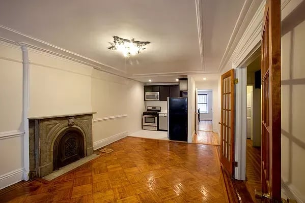 20 Saint James Place Unit: 1