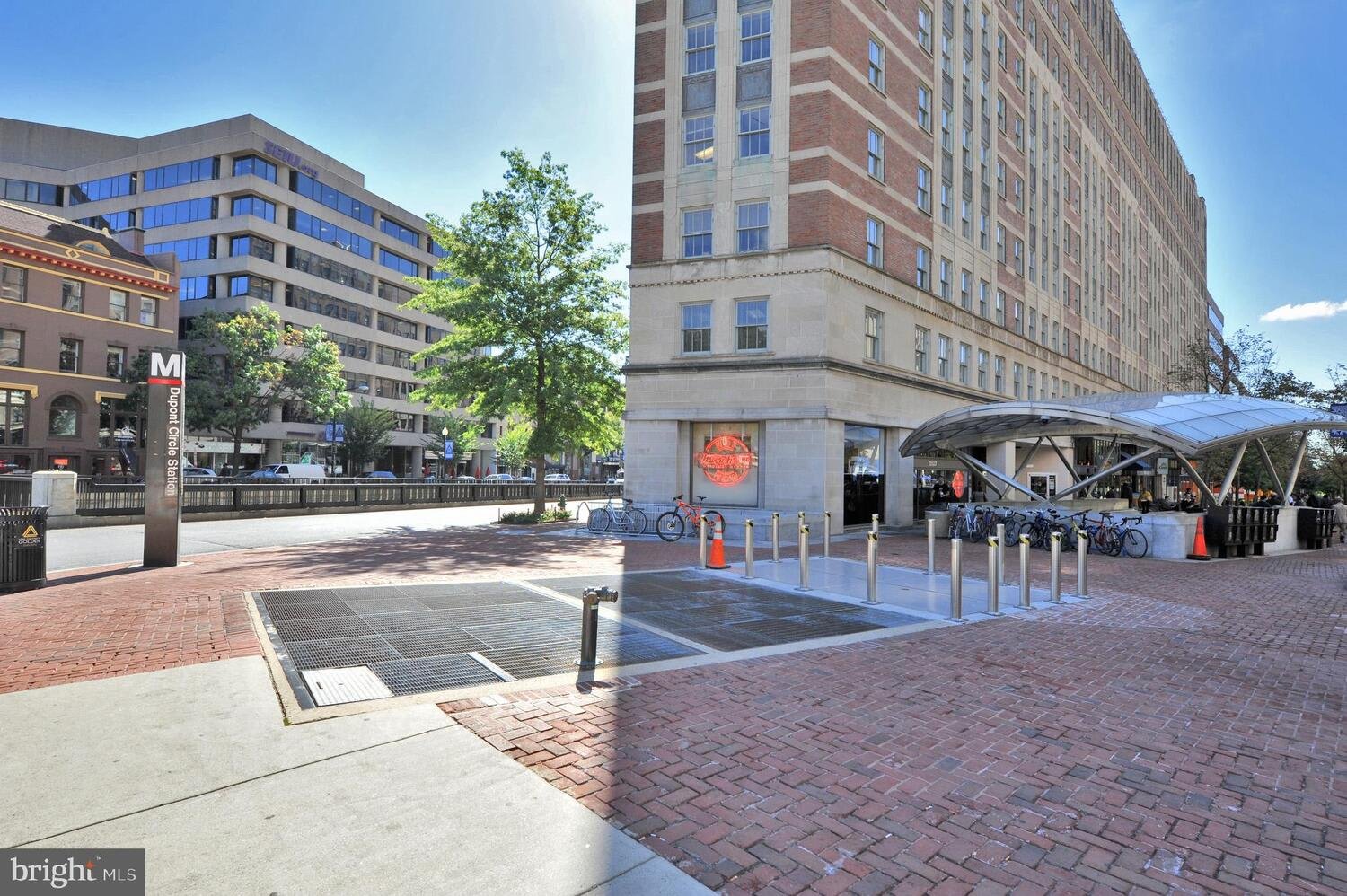 2101 N St NW, #205