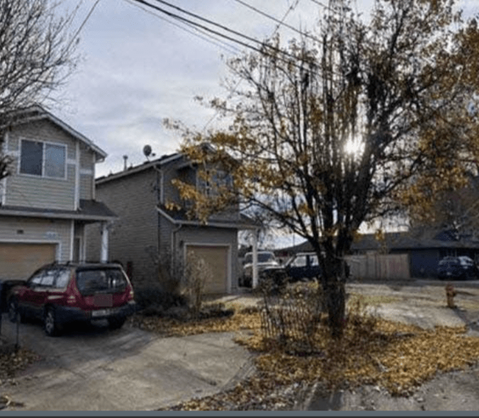 702 NE 94th Ave