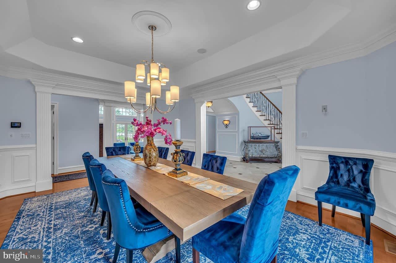 330 Serenity Ln