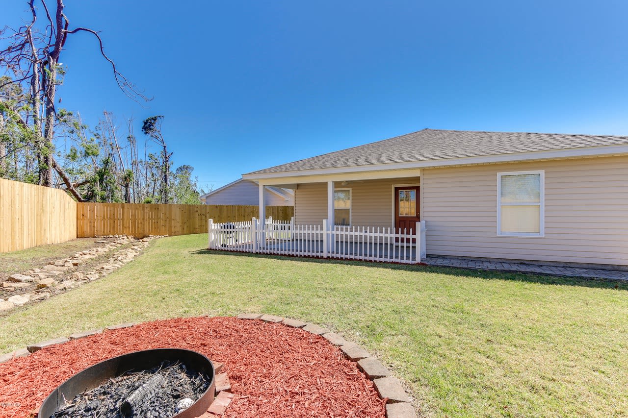 5307 Nicholas Lane