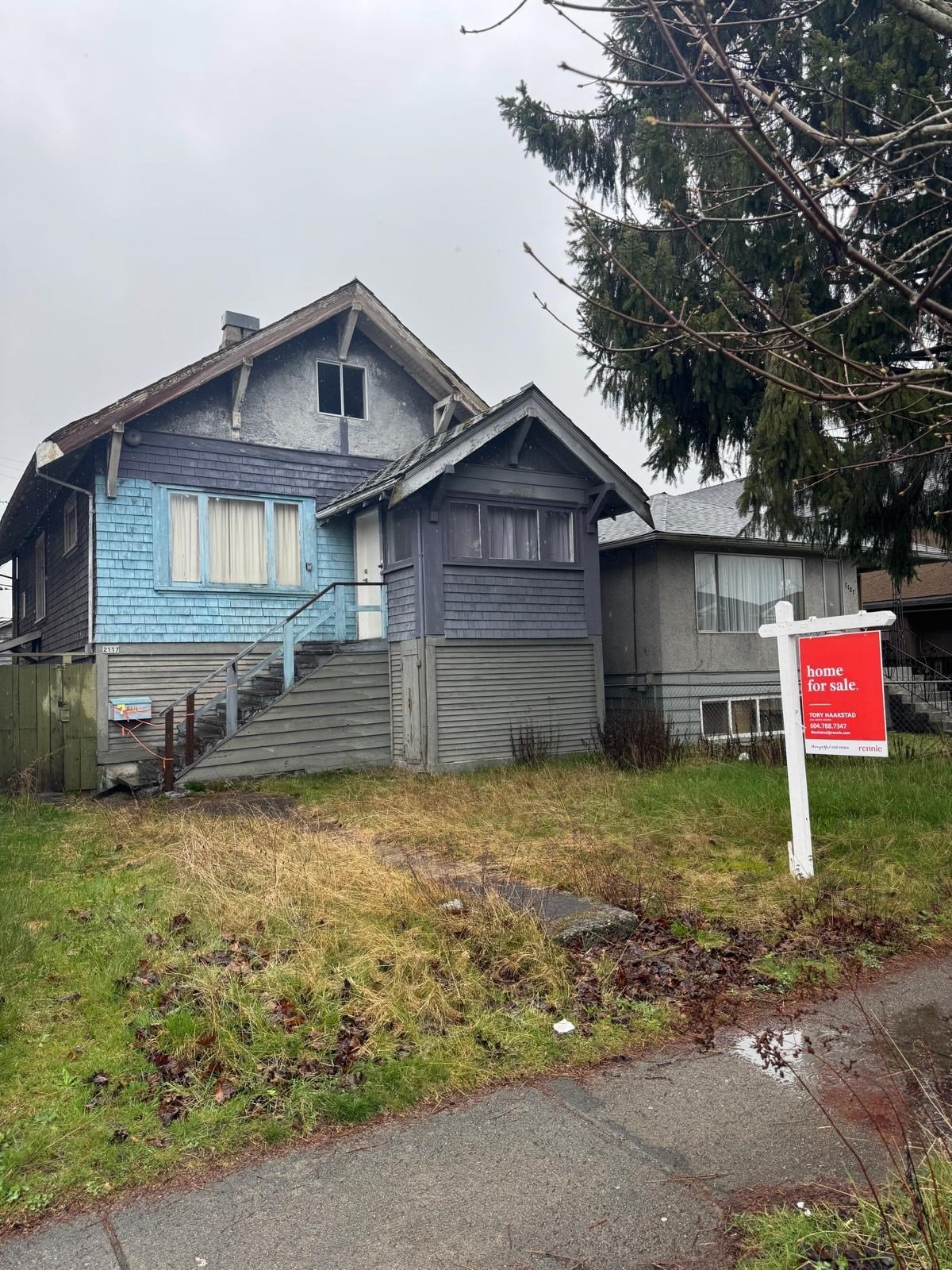 2117 E 54th Ave