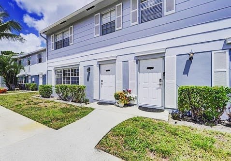 8059 SW 17th PL #5-4 Davie, FL 33324