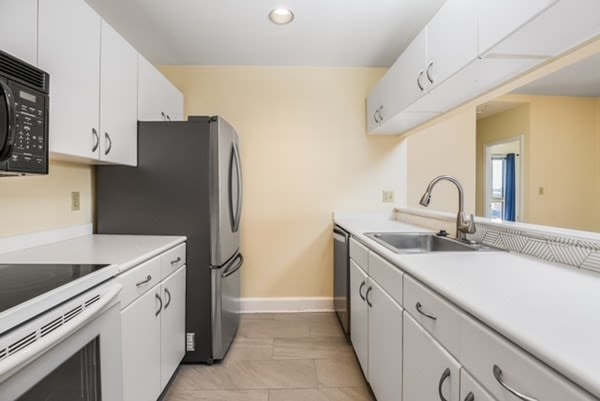 2 Clarendon St, #607