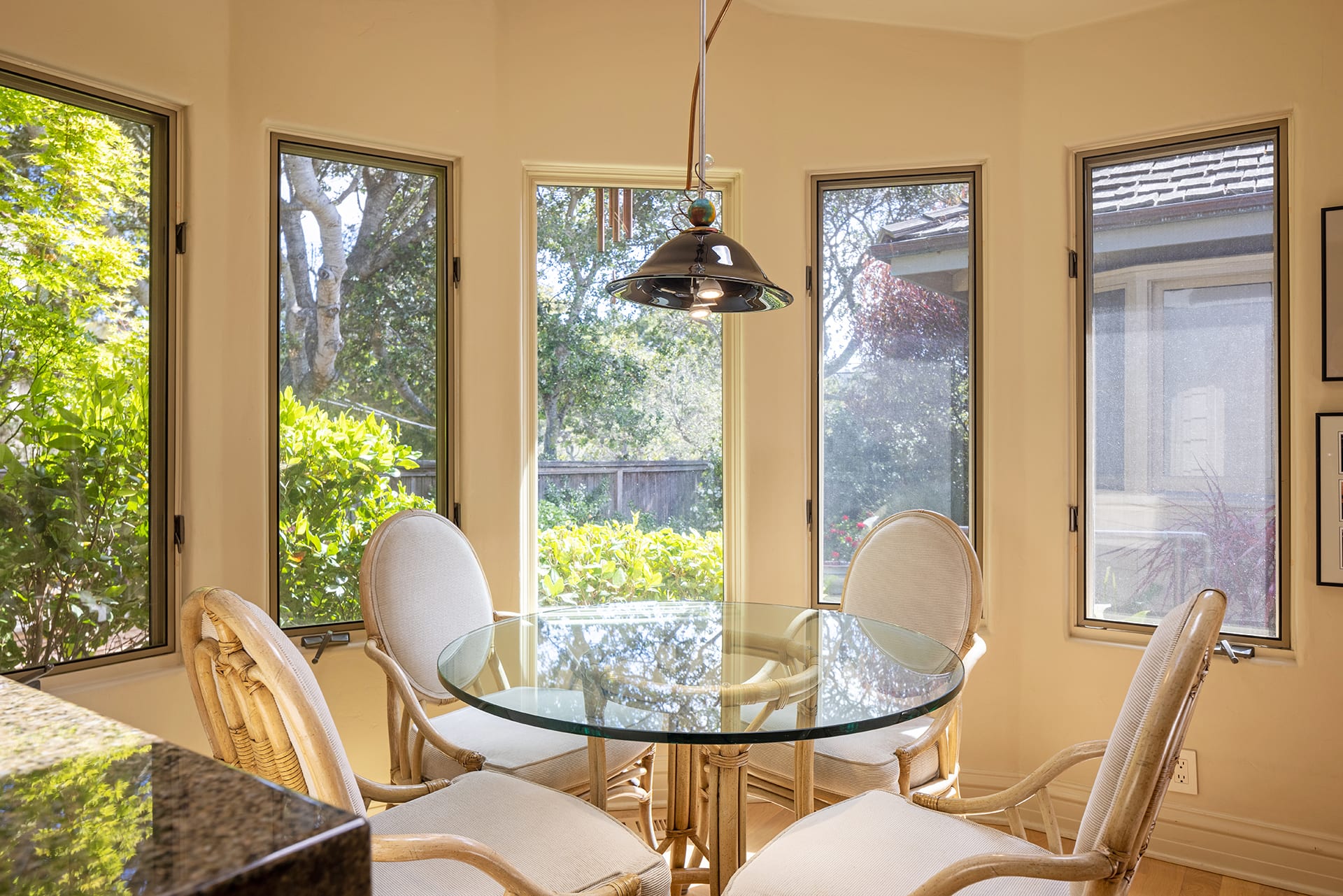 Carmel Jewel - 10th Ave 3 SE of San Carlos