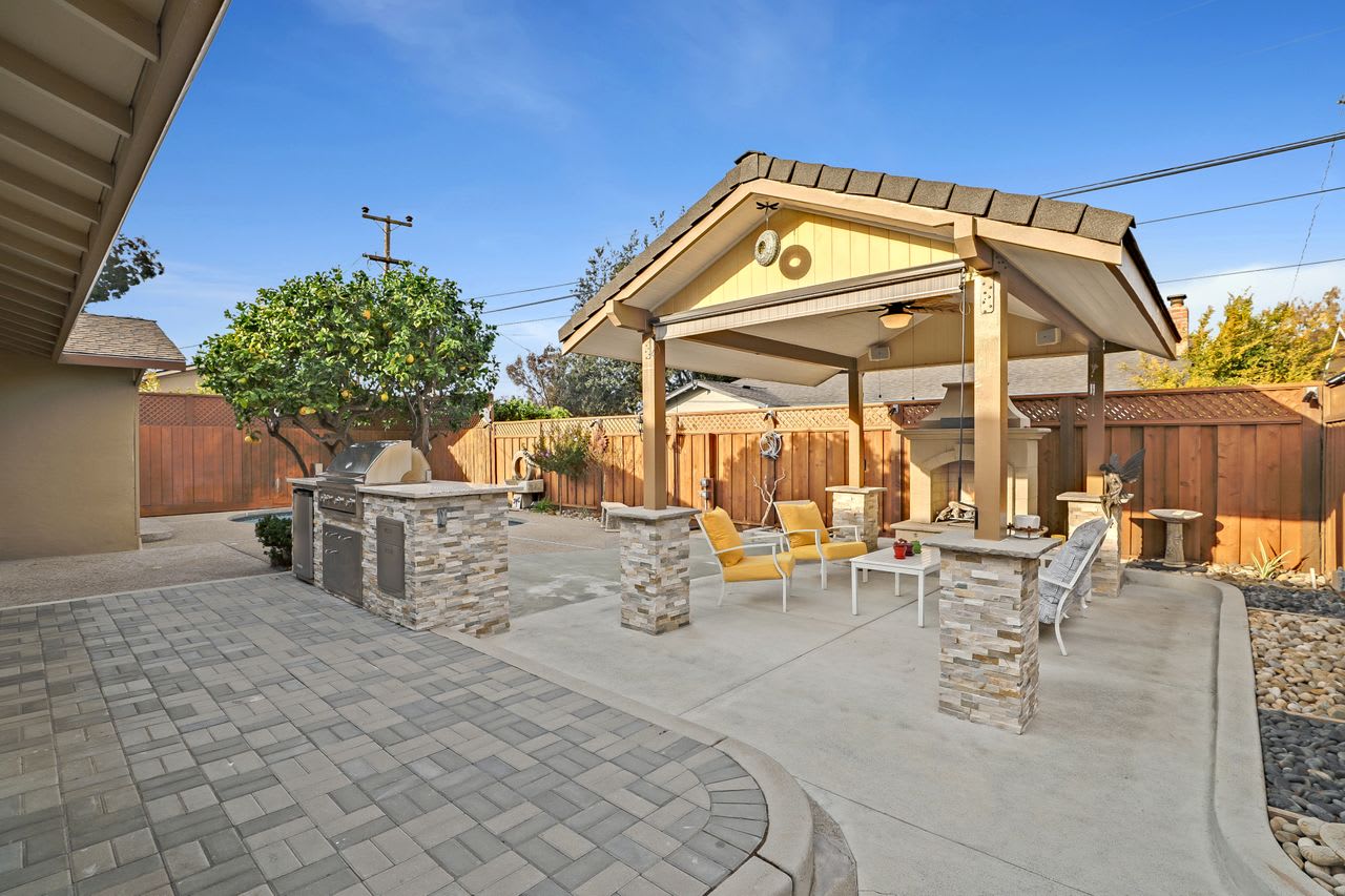 38800 Florence Way