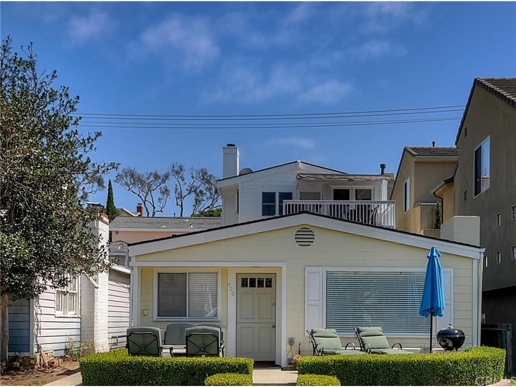 420 Poinsettia Ave